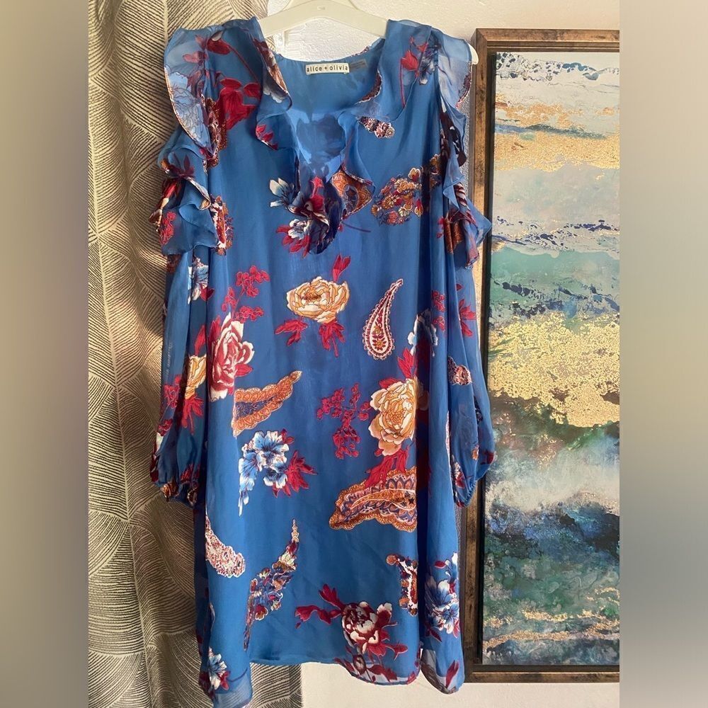 Alice + Olivia Mini Dress Sz Xs Blue And Red Floral Cold Shoulder Long Sleeves